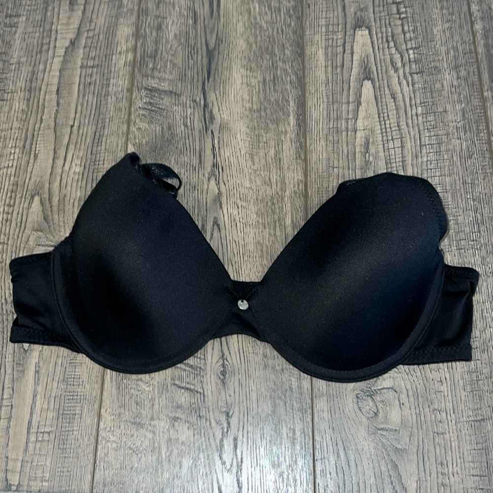 Jones New York black T-shirt bra 36B